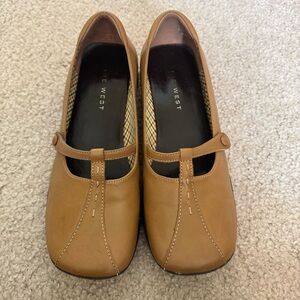 Nine West Leather Tan/Nude Y2K Mary Jane Flat Loafers